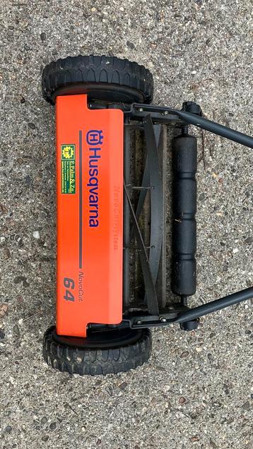 HANDMAAIER 40CM HUSQVARNA = hoogteverstelbaar beschikbaar voor biedingen