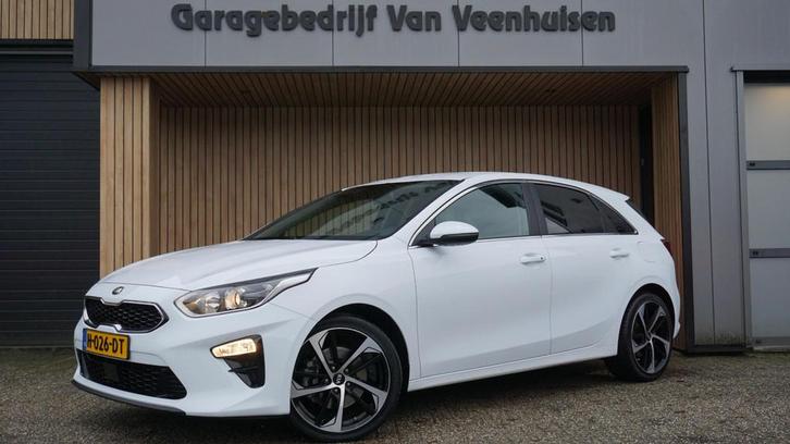 Kia Ceed 1.0 T-GDi 120pk Dynamic Plus-Line H-Leder 18inch LM, Auto's, Kia, Te koop, (Pro) Cee d, ABS, Achteruitrijcamera, Airbags