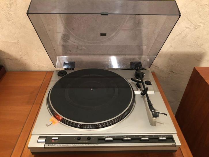 TEAC P-70 – Direct-Drive Fully Automatic Turntable System, Audio, Tv en Foto, Platenspelers, Refurbished, Platenspeler, Overige merken