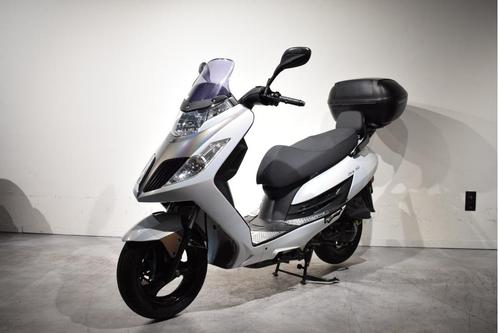 Kymco Dink 50 cameleon white | Liefhebbers exemplaar, Fietsen en Brommers, Scooters | Kymco, Zo goed als nieuw, Overige modellen