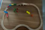 Houten trein - 30 onderdelen, Kinderen en Baby's, Ophalen of Verzenden, Zo goed als nieuw, Duw- of Trekspeelgoed
