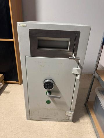 Afstortkluis EE-Depo 2-100 EURO 2 klasse beschikbaar voor biedingen