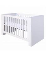 Mooie witte ledikant en commode! (Merk: kidsmill alaska), Ophalen, Zo goed als nieuw, Ledikant