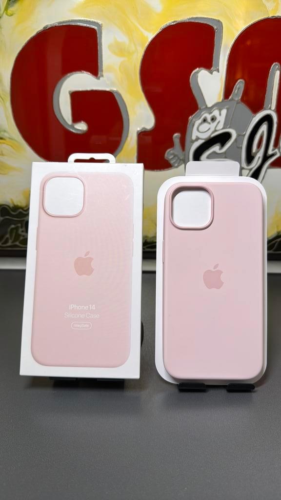 Apple iPhone 14 Silicone case Chalk Pink, Telecommunicatie, Mobiele telefoons | Hoesjes en Frontjes | Apple iPhone, Nieuw, Frontje of Cover