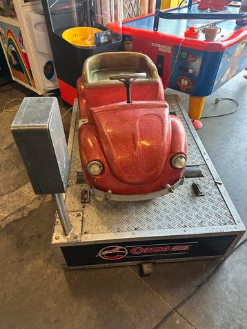 Zeldzame 60s kiddy ride kever beschikbaar voor biedingen