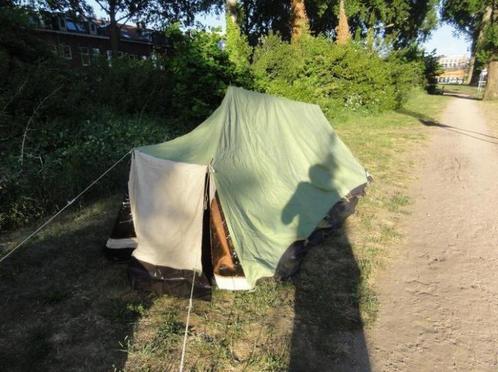 2 persoons tent. Niet nieuw maar wel makkelijk op te zetten, Caravans en Kamperen, Tenten, Zo goed als nieuw, Ophalen of Verzenden