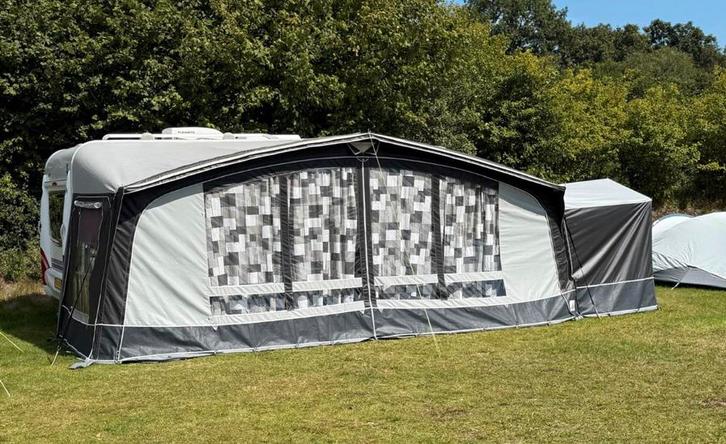 2007 Hobby 540 de luxe Airco / Mover / Voortent / aanbouw, Caravans en Kamperen, Caravans, Particulier, tot en met 4, 1000 - 1250 kg