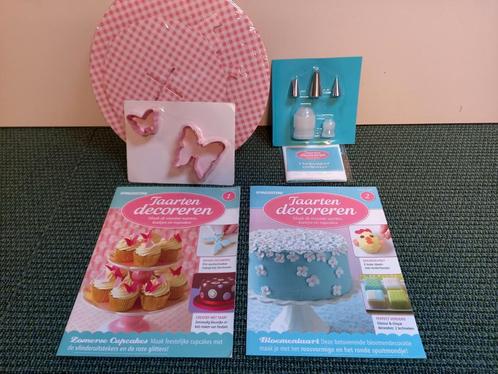 DeAgostini Taarten/cupcakes Decoreren incl. accessoires, Hobby en Vrije tijd, Taarten en Cupcakes maken, Zo goed als nieuw, Taarten of Cupcakes