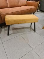 Nieuwe poef voetenbank adore velvet okergeel 80x30x42cm €55, Huis en Inrichting, Ophalen, Minder dan 50 cm, ., Nieuw