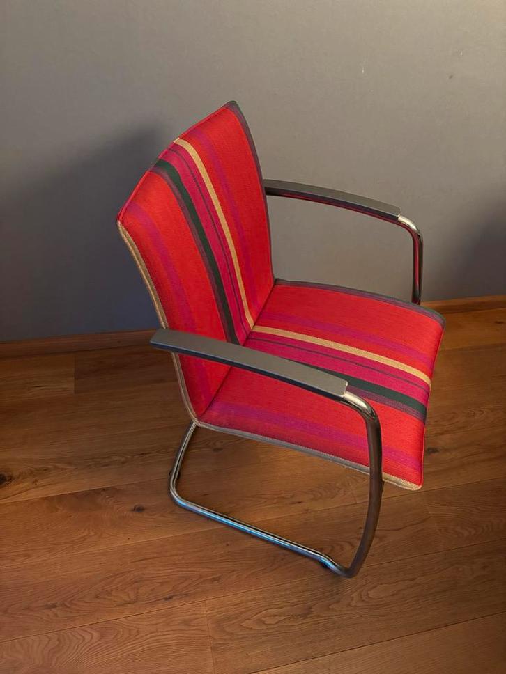 4 Leolux Freyr Eetkamerstoelen - Stof, Antiek en Kunst, Antiek | Meubels | Stoelen en Banken, Ophalen