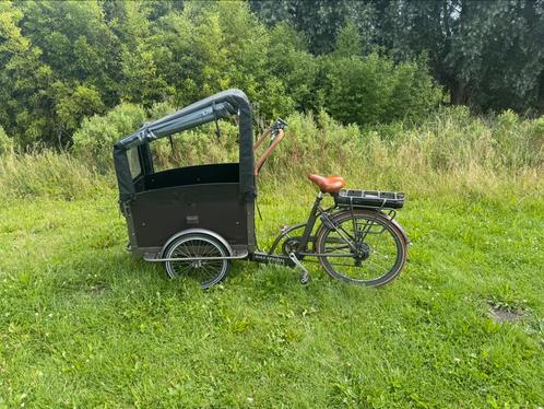 Elektrische bakfiets, Fietsen en Brommers, Fietsen | Bakfietsen, Gebruikt, Overige merken, 4 kinderen of meer, Elektrisch, Huif