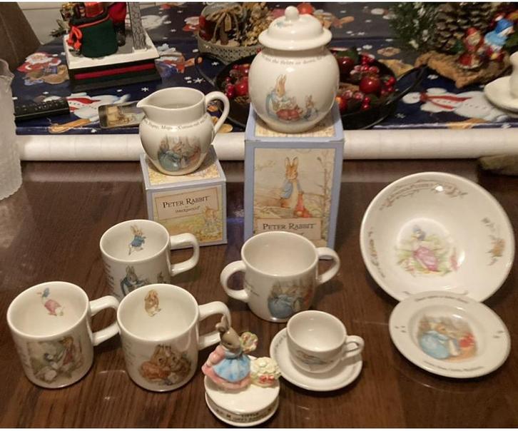 Wedgwood Beatrix  potter/Peter Rabbit Servies & Speeldoos, Verzamelen, Porselein, Kristal en Bestek, Zo goed als nieuw, Compleet servies