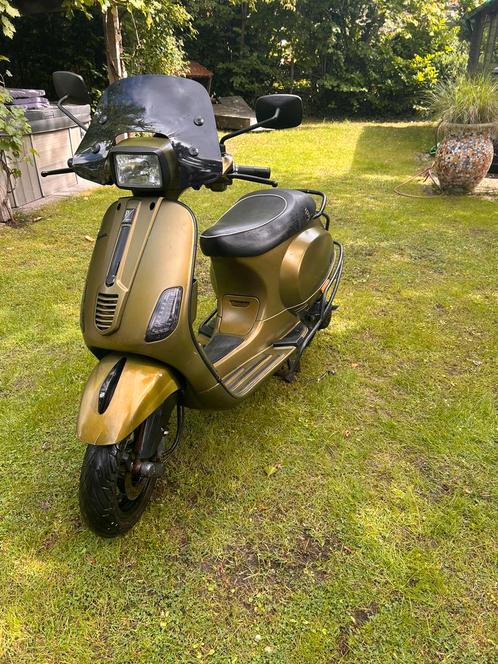 Vespa S uit 2012, Fietsen en Brommers, Scooters | Vespa, Gebruikt, Vespa S, Maximaal 45 km/u, Benzine, Ophalen of Verzenden