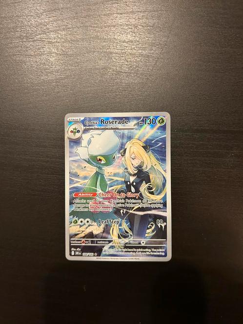 Pokemon - Cynthia’s Rosarade, Hobby en Vrije tijd, Verzamelkaartspellen | Pokémon, Nieuw, Losse kaart, Foil, Ophalen of Verzenden