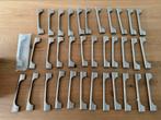 35 stuks deurgreep/handgreep., Minder dan 50 cm, Ophalen of Verzenden, Zo goed als nieuw, Minder dan 25 cm
