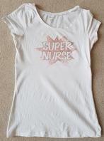 Super nurse tshirt wit maat m verpleging verpleegkundige, Maat 38/40 (M), Verzenden, Wit, Korte mouw