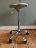Lucky Vintage Verstelbare kruk op wieltjes, Huis en Inrichting, Krukjes, Ophalen, Gebruikt, ., In hoogte verstelbaar