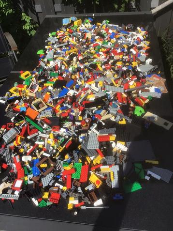 Grote partij lego. beschikbaar voor biedingen