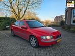 Volvo S60 2.4 D5 APK 01-2026 |Sedan |Trekhaak, Auto's, Volvo, Voorwielaandrijving, 15 km/l, Gebruikt, S60