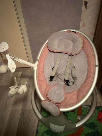 Baby schommel stoel beschikbaar voor biedingen