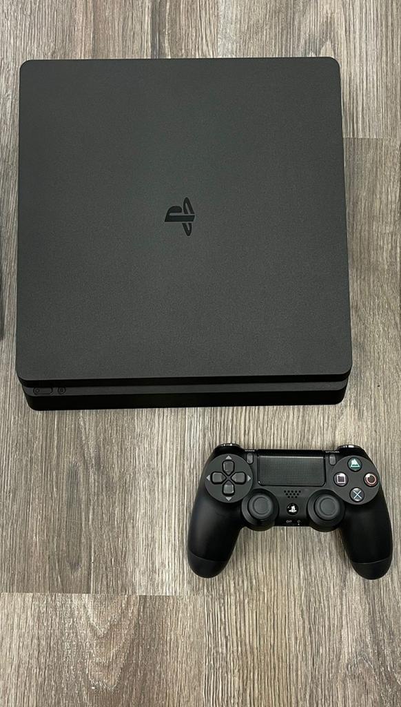 PlayStation 4 slim met controller + Garantie, Spelcomputers en Games, Spelcomputers | Sony PlayStation 4, Zo goed als nieuw, Slim
