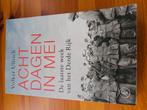 Volker Ullrich - Acht dagen in mei, Boeken, Ophalen of Verzenden, Zo goed als nieuw, Volker Ullrich