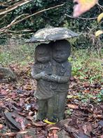Tuinbeeld Jongen en Meisje onder Paraplu, Tuin en Terras, Tuinbeelden, Ophalen