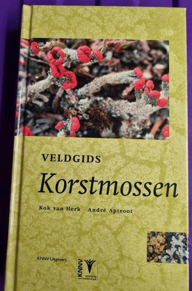 Veldgids Korstmossen - Kok van Herk & André Aptroot, Boeken, Natuur, Gelezen, Natuur algemeen, Ophalen of Verzenden