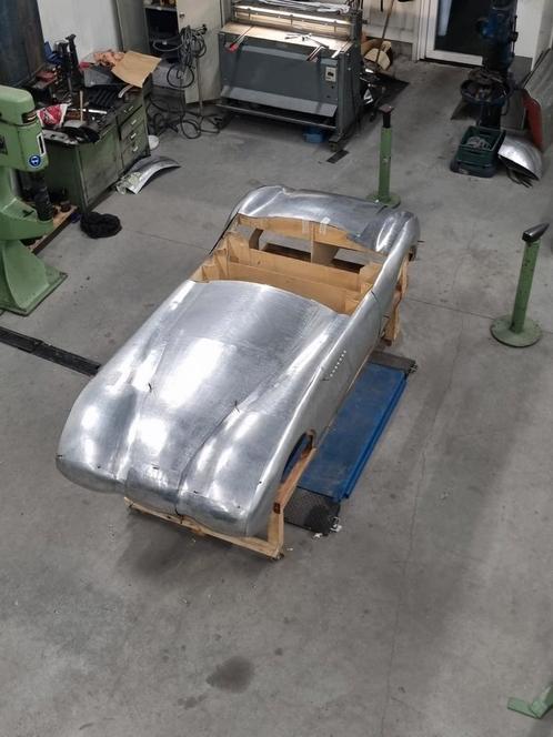 Metalshaping plaatwerk restauratie cursus engels wiel eckold, Zakelijke goederen, Machines en Bouw | Metaalbewerking, Ophalen