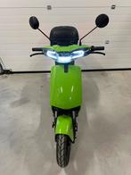 Super Soco CUX met topkoffer die vergrendeld, cruise control, Fietsen en Brommers, Ophalen, Nieuw, Elektrisch