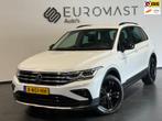 Volkswagen TIGUAN 1.5 TSI Life Business Apple Carplay Automa, Stof, Euro 6, 4 cilinders, Wit