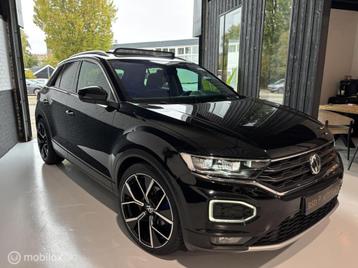 Volkswagen T-Roc 1.0 TSI Business Panoramadak 19 inch LED beschikbaar voor biedingen
