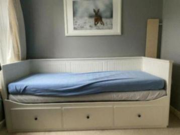 Ikea bedbank Hemnes uischuifbed wit van 80 naar 160cm beschikbaar voor biedingen