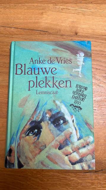 Anke de Vries - Blauwe plekken