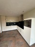 L keuken met nieuwe inductiekookplaat, Huis en Inrichting, Ophalen of Verzenden, Gebruikt, Composiet, Hoekkeuken