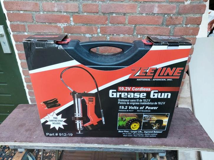 Vetspuit op accu met 110 volt lader, Auto-onderdelen, Ophanging en Onderstel, Nieuw, Ophalen of Verzenden