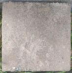 GRATIS 3 stuks vierkante koppelstones stenen 20 x 20 x 5 cm., Ophalen, Gebruikt, Beton