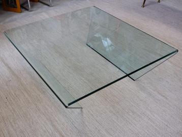 Bree’s New World Curvo salontafel beschikbaar voor biedingen