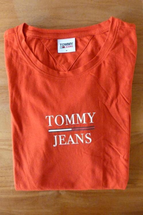 T-shirt, Tommy Jeans, rood, korte mouw, maat M, Kleding | Dames, T-shirts, Zo goed als nieuw, Maat 38/40 (M), Rood, Korte mouw