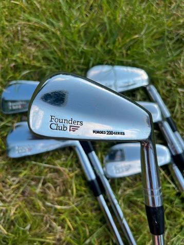 Founders Club Forged 200 | blades | 2-7 | extra Stiff beschikbaar voor biedingen