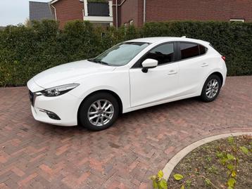Mazda 3 Skyactiv-g 120 pk 2019 Wit beschikbaar voor biedingen