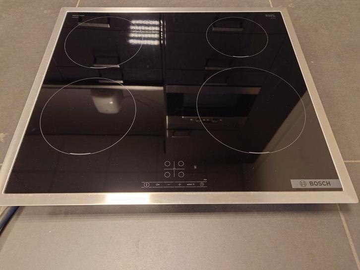 Bosch inductie kookplaat inbouw, Witgoed en Apparatuur, Kookplaten, Zo goed als nieuw, Inbouw, Inductie, 4 kookzones, Ophalen