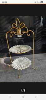 Etagere goudkleurig
38 x 30 x 57 cm, Huis en Inrichting, Woonaccessoires | Etagères, Ophalen of Verzenden, Nieuw