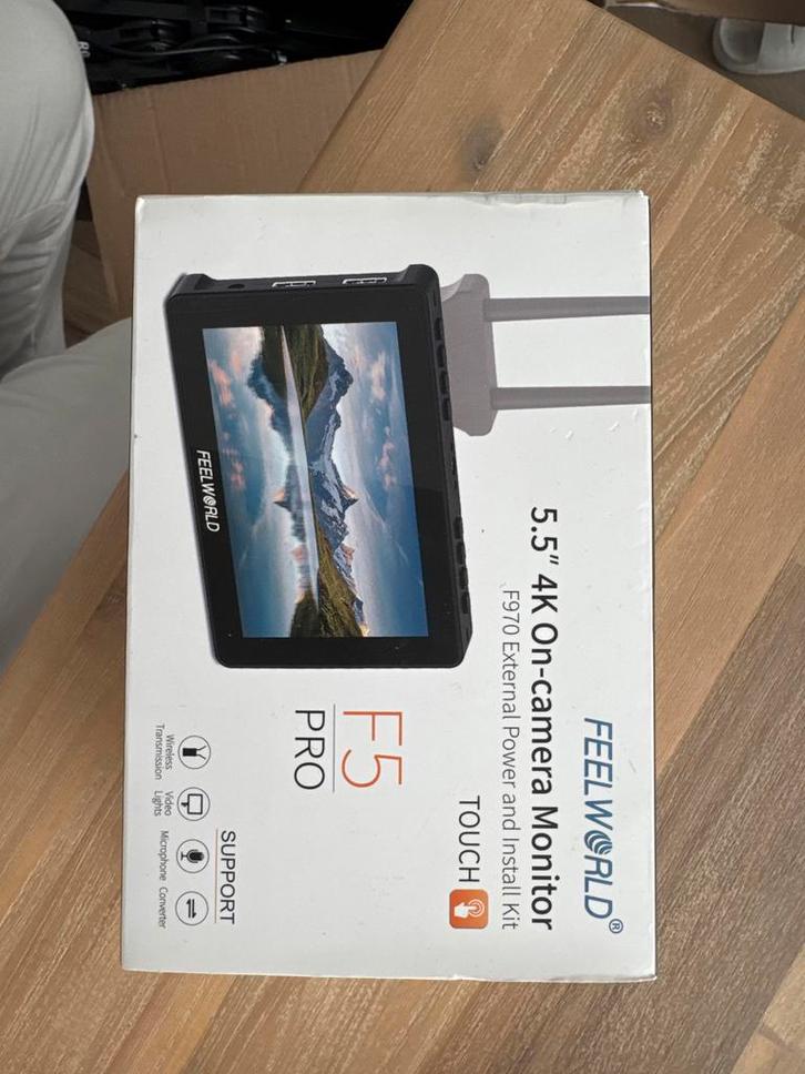 Feelworld F5 Pro 5.5" 4K On-camera Monitor, Audio, Tv en Foto, Professionele Audio-, Tv- en Video-apparatuur, Nieuw, Video, Ophalen