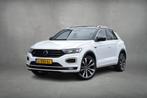 Volkswagen T-Roc 1.5 TSI Sport Business R | Pano | Half Leer, 1254 kg, 4 cilinders, 150 pk, Wit