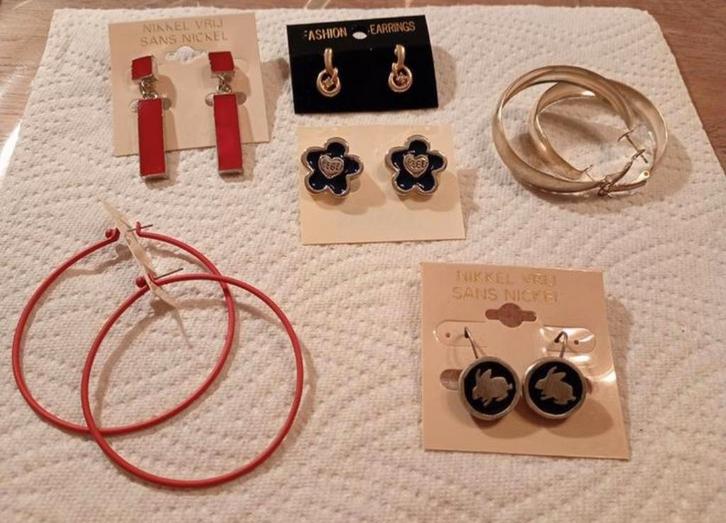 6 paar Ongedragen Vintage oorbellen., Sieraden, Tassen en Uiterlijk, Oorbellen, Gebruikt, Overige materialen, Goud, Ophalen of Verzenden