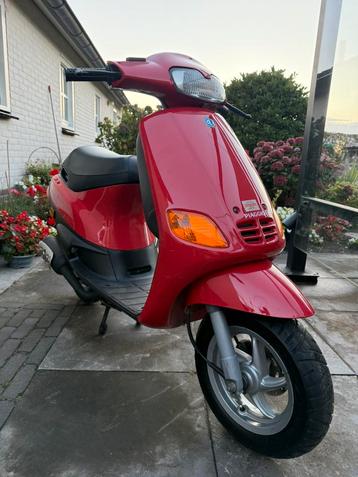 ⭐️Piaggio zip type 3 50cc 2t 569 Kilometer Brom⭐️ beschikbaar voor biedingen