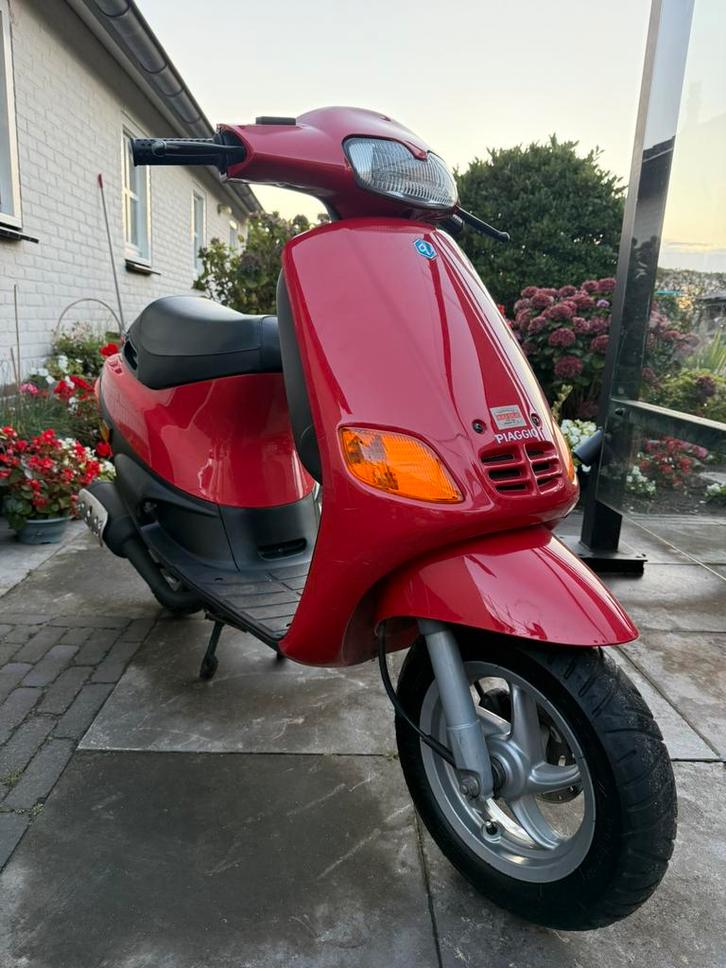 ⭐️Piaggio zip type 3 50cc 2t 569 Kilometer Brom⭐️, Fietsen en Brommers, Scooters | Piaggio, Ophalen