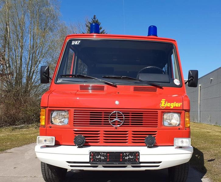 belastingvrije MERCEDES 310 BRANDWEER CAMPER BUS 1984‼️, Auto's, Oldtimers, Bedrijf, Lichtmetalen velgen, Mercedes-Benz, Benzine