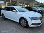 Skoda Superb Combi 1.4 TSI iV Style Plus Led, Climat, ACC, M, Gebruikt, Wit, Hybride Elektrisch/Benzine, Adaptive Cruise Control